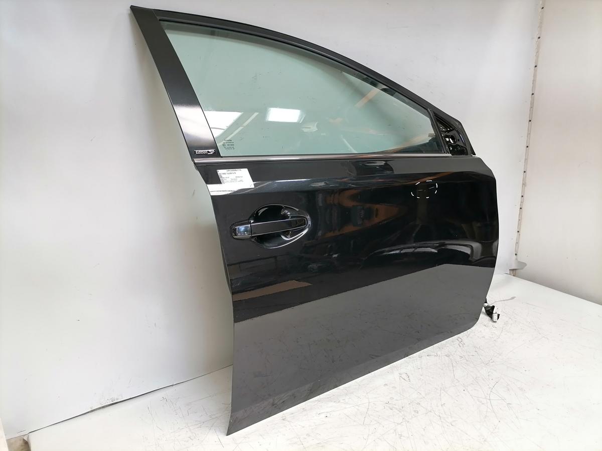 Toyota Auris 2 original T&uuml;r vorn rechts 209 Schwarz Flie&szlig;heck Bj.2018
